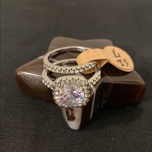 Elegant Silver Engagement/Wedding Rings CZ Diamond